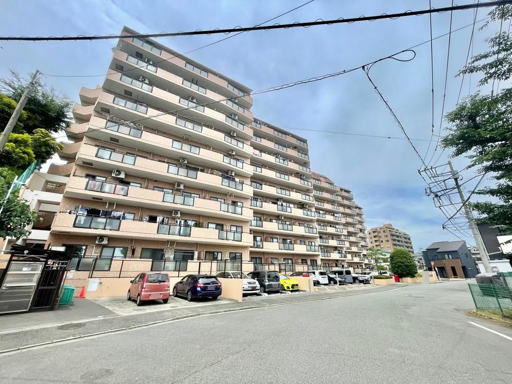 3LDK Apartment for Sale in Yamato, Kanagawa - 57.75m2 - Thumbnail 2