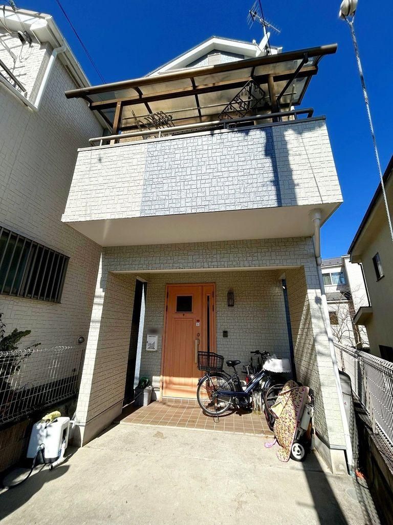 3LDK+S House for Sale in Tsurumi-ku, Yokohama - 29.67 Tsubo - Thumbnail 2