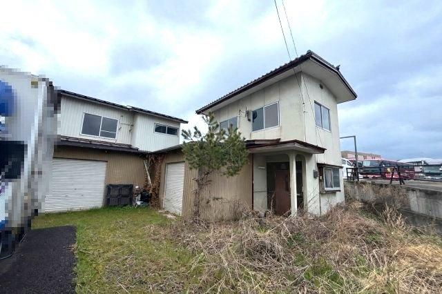 2LDK Wooden House for Sale in Koori Town, Fukushima - Thumbnail 2