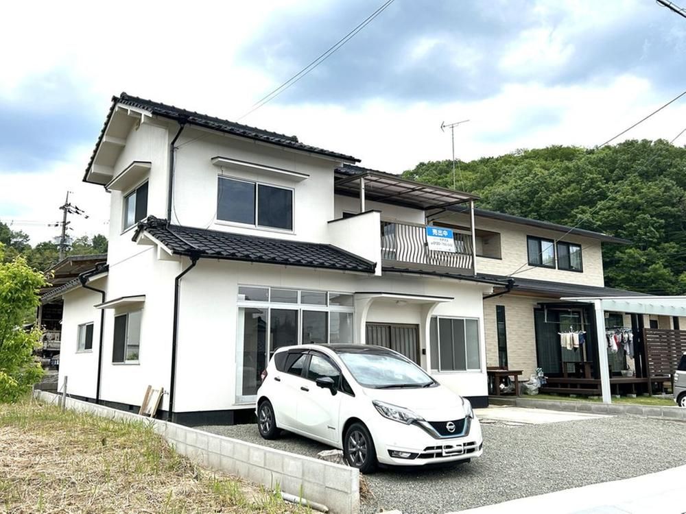 Renovated 3LDK House in Fuchu City, Hiroshima - 99m2 - Thumbnail 2