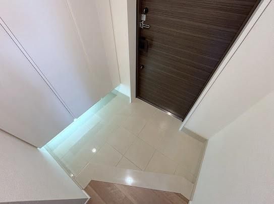 3LDK Apartment for Sale in Isogo, Yokohama - Thumbnail 3