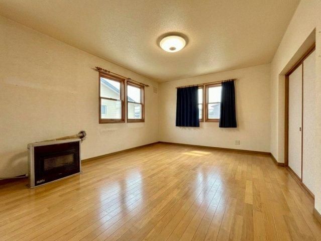 4LDK Detached House for Sale in Ishikari City, Hokkaido - Thumbnail 3