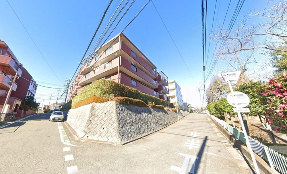 3LDK Apartment for Sale in Fujimi City, Saitama - Thumbnail 2
