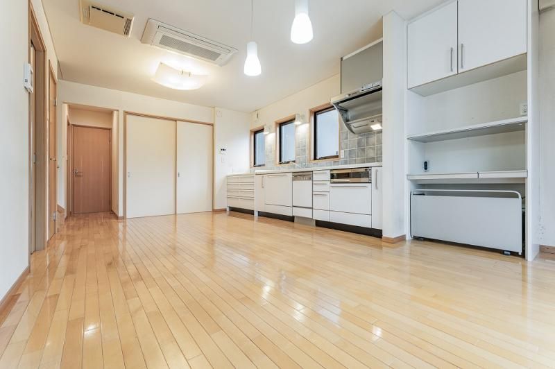 4LDK+S House for Sale in Minami-ku, Saitama City - Thumbnail 3