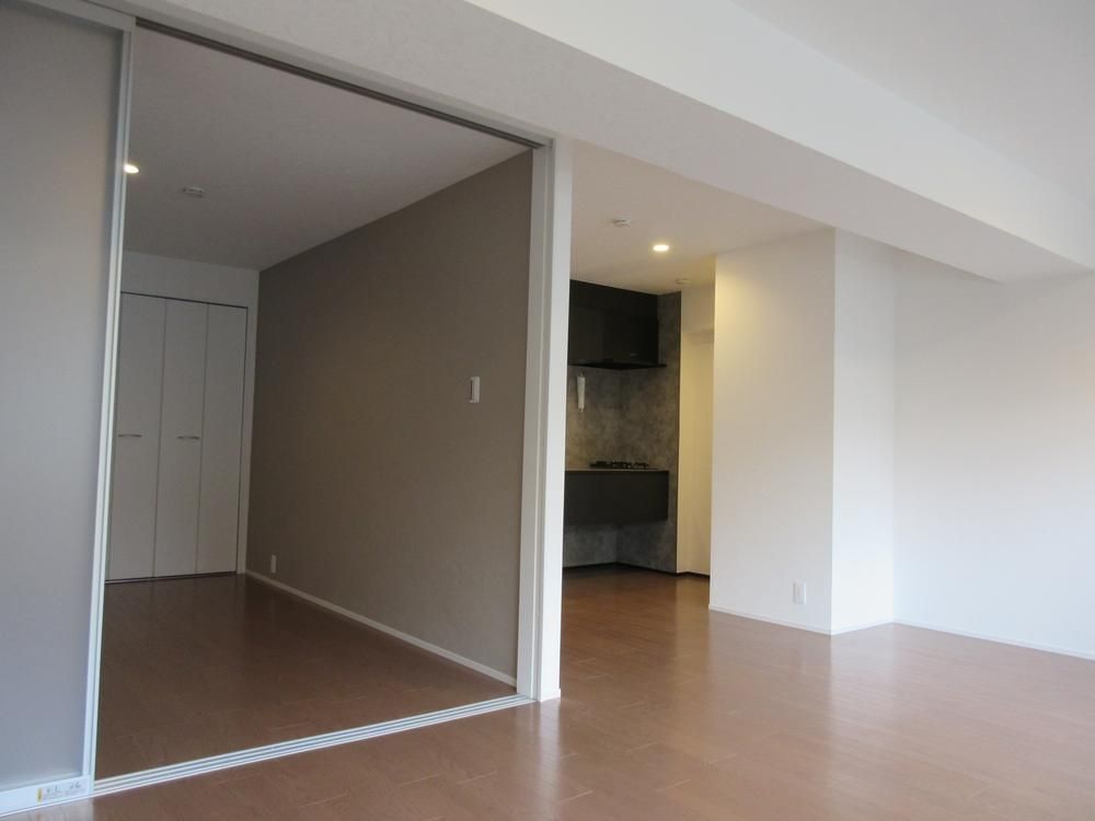 2LDK Apartment for Sale Near Kita-Nijuyo Station, Sapporo - Thumbnail 4