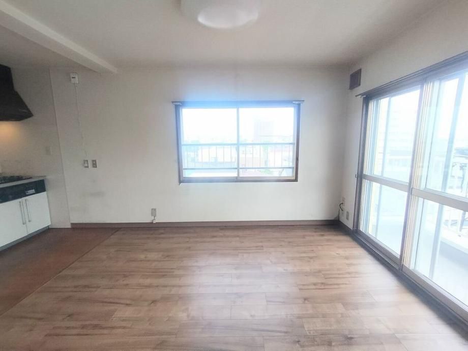 3LDK Apartment for Sale in Sapporo Higashi Ward | 82.92 sqm - Thumbnail 2