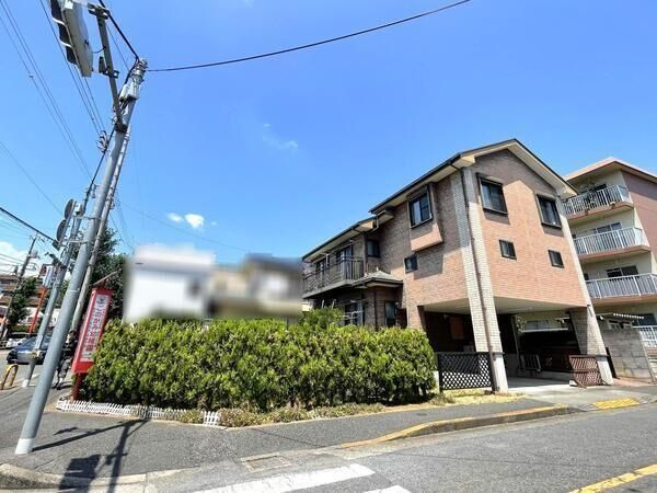 6DK Detached House in Hamura, Tokyo - 133.32m2 on 241.05m2 Land - Thumbnail 2