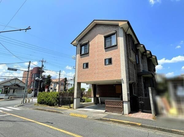 6DK Detached House in Hamura, Tokyo - 133.32m2 on 241.05m2 Land - Thumbnail 4