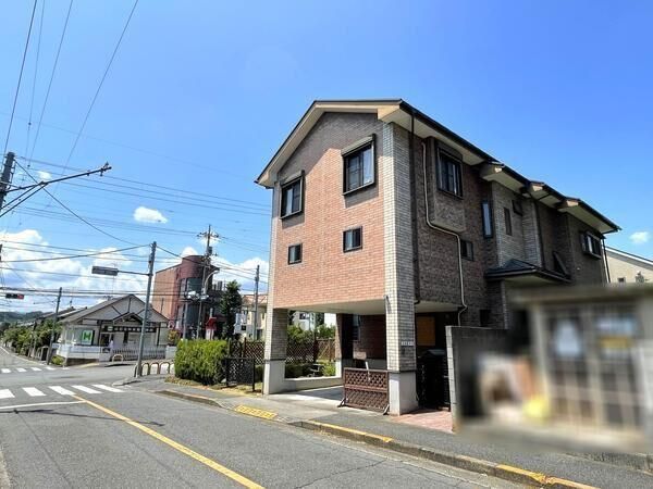 6DK Detached House in Hamura, Tokyo - 133.32m2 on 241.05m2 Land - Thumbnail 3