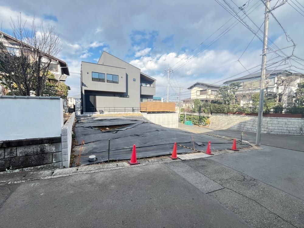 Building Land for Sale in Miyamae-ku, Kawasaki City - 174.75 sqm - Thumbnail 2