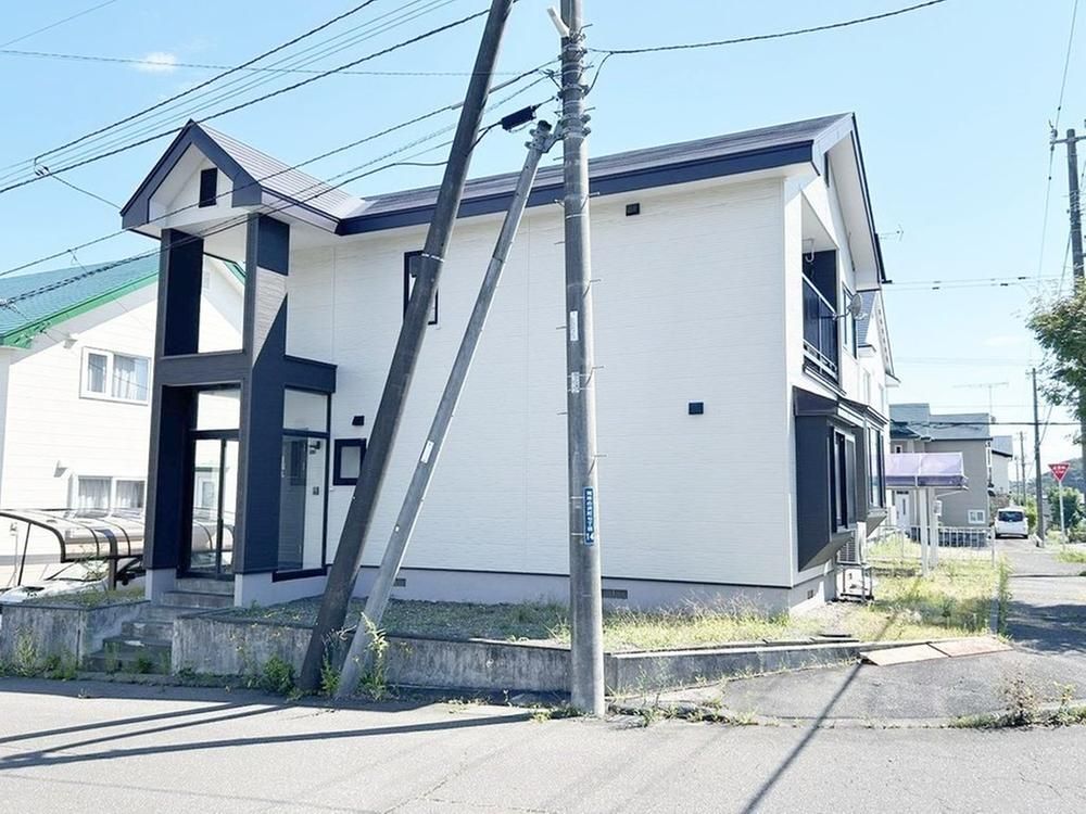 Renovated 4LDK House in Tomakomai, Hokkaido - 11,990,000 Yen - Thumbnail 4