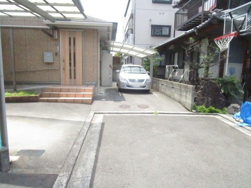 5LDK PanaHome House with Elevator in Matsuyama - Thumbnail 2
