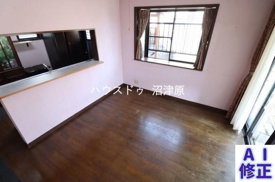 5LDK House for Sale in Fujinomiya with Large Garden - Thumbnail 4