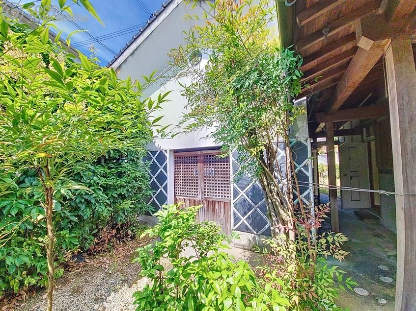 4LDK Single-Story House with Large Garden in Iwakuni, Yamaguchi - Thumbnail 4