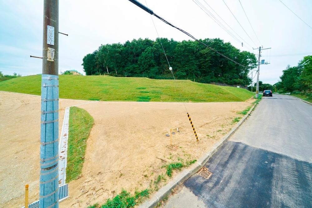 345m2 Building-Condition-Free Land in Kitahiroshima City, Hokkaido - Thumbnail 3