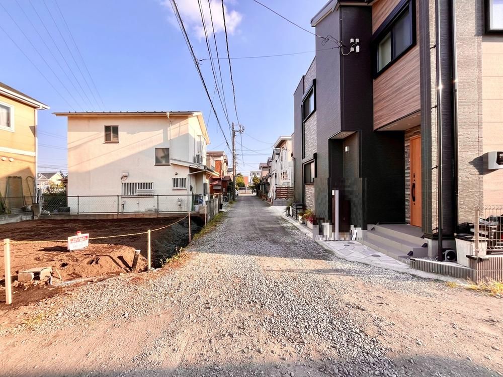 Land for Sale in Yamato City, Kanagawa - 65.13m² Corner Lot - Thumbnail 3