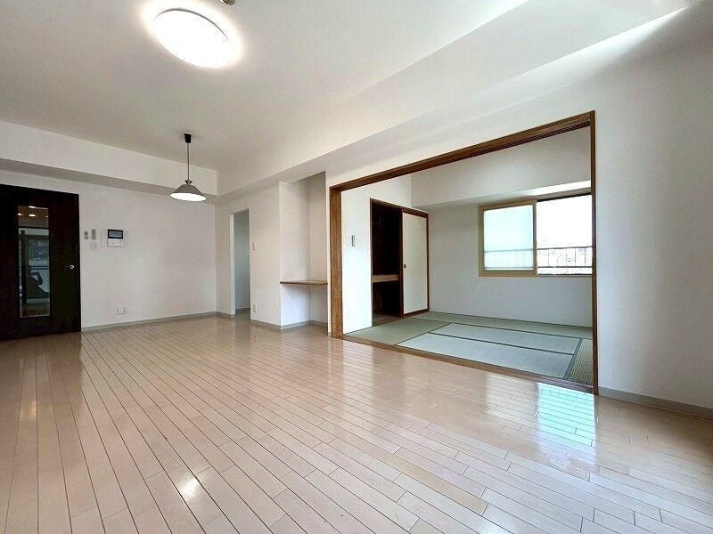 4LDK Apartment for Sale in Chuo-ku, Sapporo, 90.18 sqm - Thumbnail 3