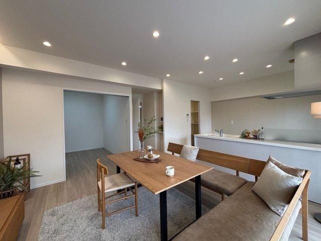 Renovated 3LDK Apartment Near Kiyosu Station, Inazawa - Thumbnail 4