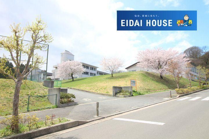 4LDK Detached House for Sale in Yurigaoka, Natori, Miyagi - Thumbnail 3