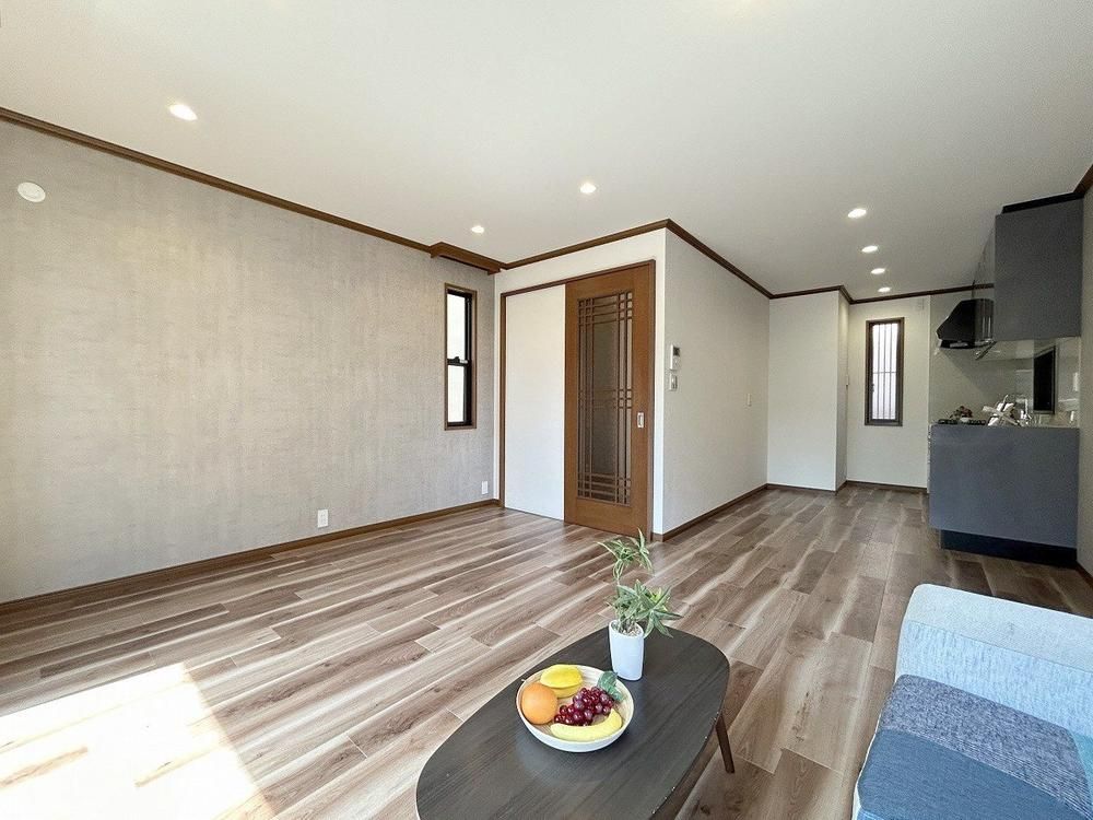 Renovated 3LDK House for Sale in Itami, Hyogo - Thumbnail 4