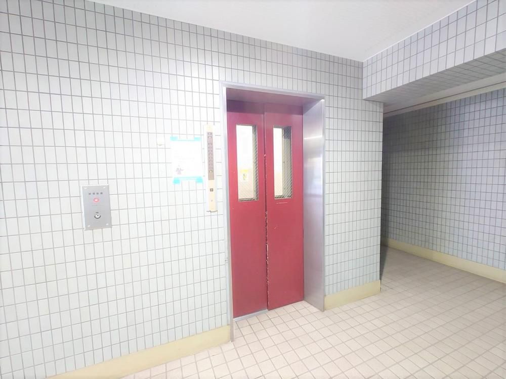 3LDK Apartment for Sale in Tsuzuki Ward, Yokohama, 69.53m² - Thumbnail 3