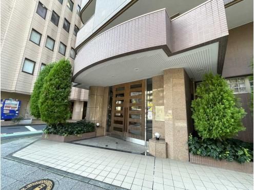 3LDK Apartment for Sale in Nishi Ward, Yokohama - Thumbnail 2