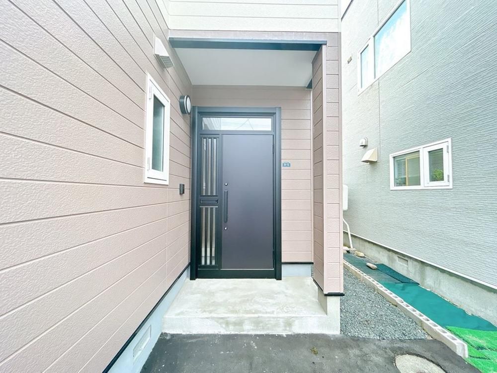 Renovated 3LDK House for Sale in Minami-ku, Sapporo - Thumbnail 2