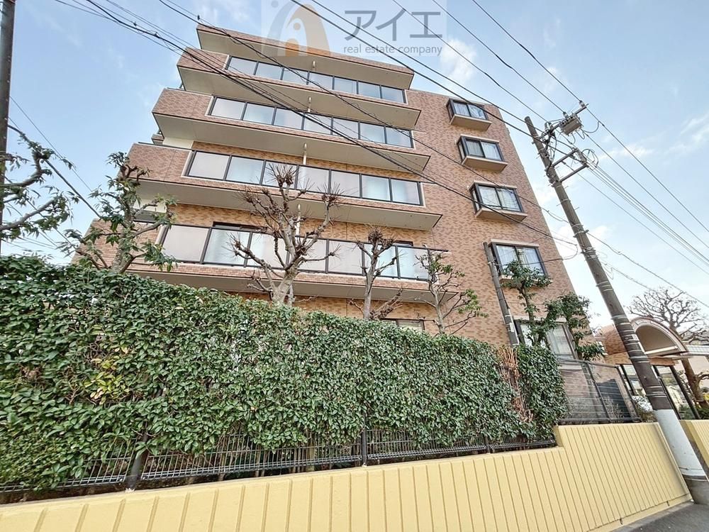 3LDK Renovated Apartment in Narashino, Chiba - Thumbnail 4