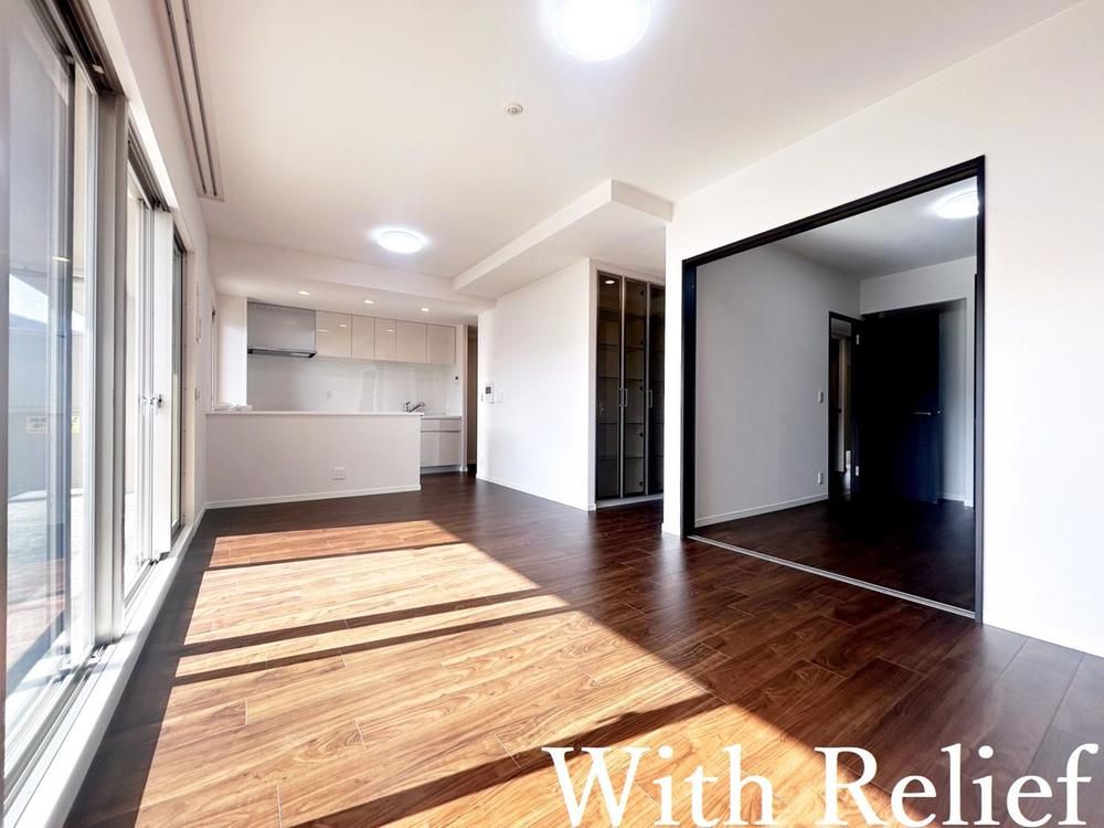 Renovated 3LDK Apartment for Sale in Takatsuki, Osaka - Pet Friendly - Thumbnail 4