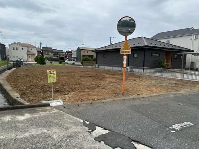 Land for Sale in Motosu City, Gifu - 310 sqm, Freehold - Thumbnail 2