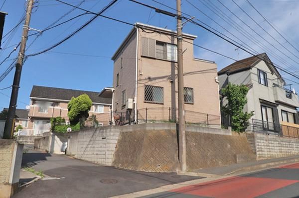 3LDK House for Sale in Funabashi, Chiba - Corner Lot - Thumbnail 2