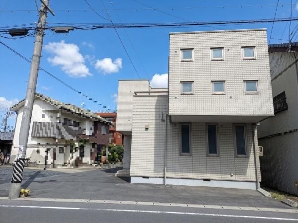 5LDK Detached House for Sale in Tajimi City, Gifu - Thumbnail 2