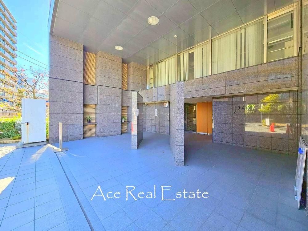 4LDK Renovated Apartment in Kawasaki Ward Kanagawa - Thumbnail 2