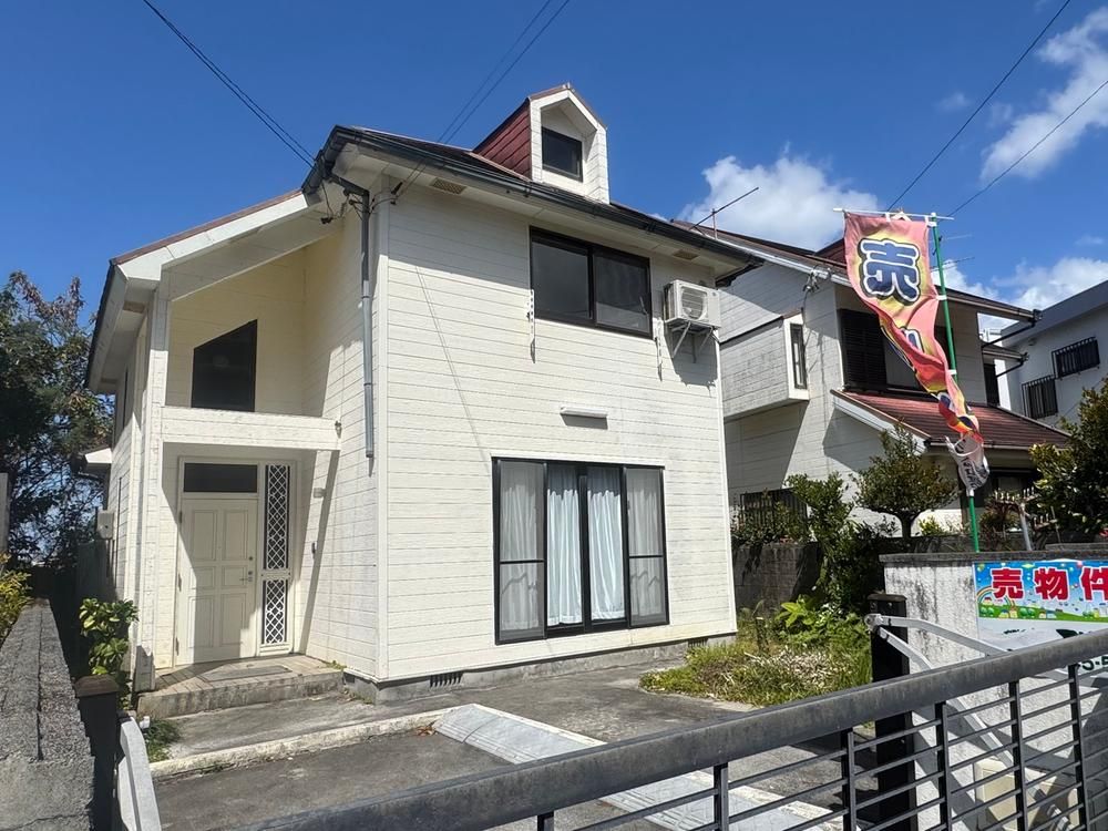 3LDK Detached House for Sale in Tomigusuku, Okinawa - 26.8M Yen - Thumbnail 4