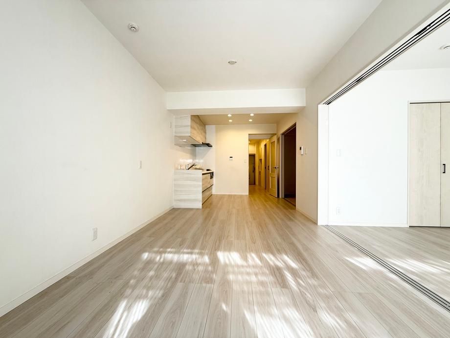 Renovated 3LDK Apartment in Yokohama Totsuka 64.3sqm - Thumbnail 4