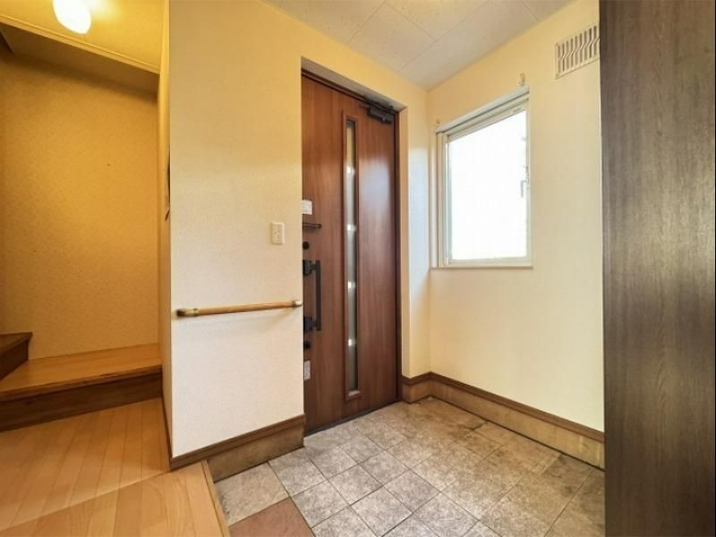 6LDK Two-Generation House for Sale in Ebetsu, Hokkaido - Thumbnail 3