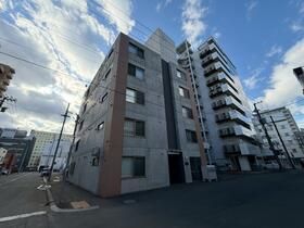 2LDK Apartment for Rent in Sapporo Chuo-ku, Hokkaido - Thumbnail 4