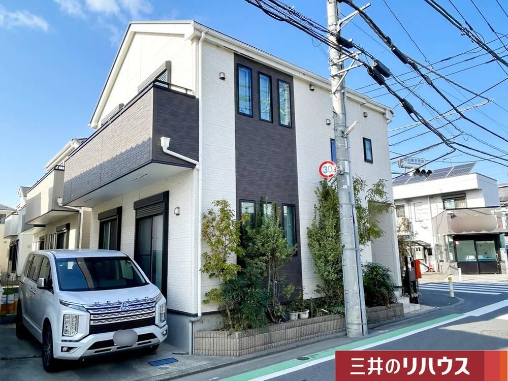 4LDK Corner House for Sale in Fuchu, Tokyo - 90m2 Land - Thumbnail 4