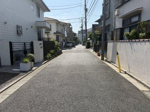 Land for Sale in Nerima, Tokyo - 66.74 sqm Corner Lot - Thumbnail 4