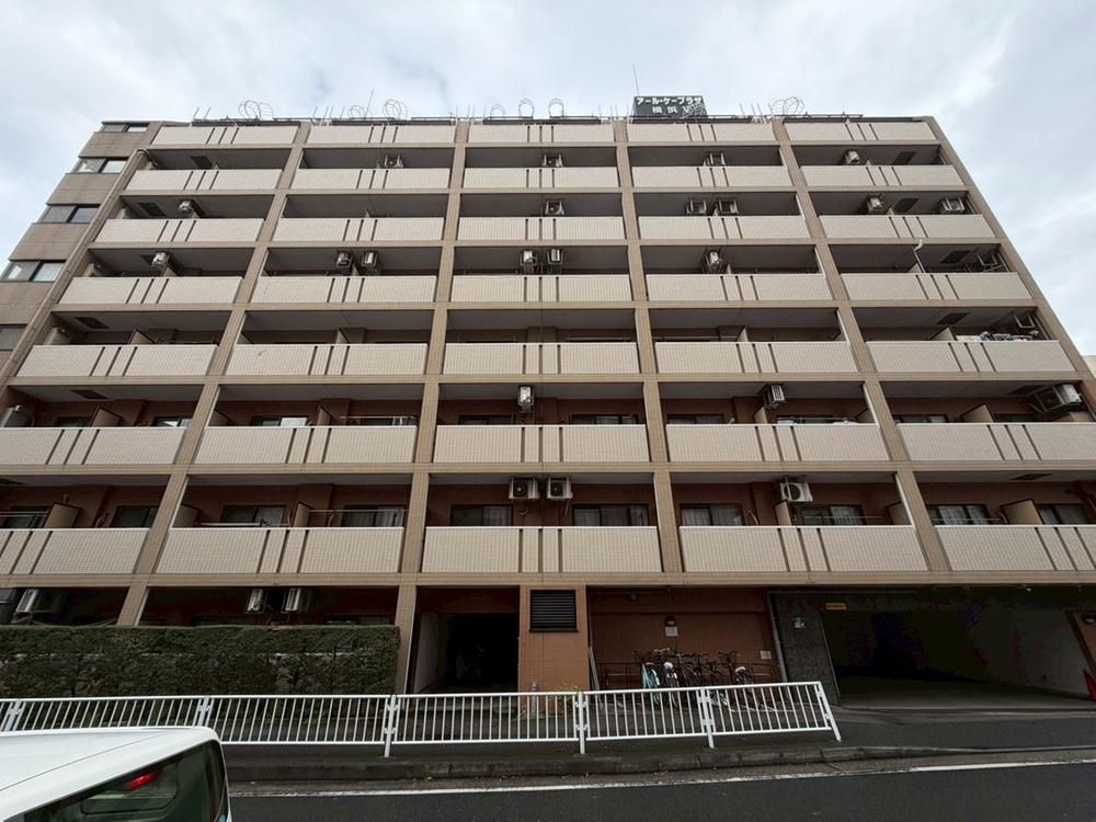 1DK Apartment for Sale in Nishi-ku, Yokohama - Thumbnail 3