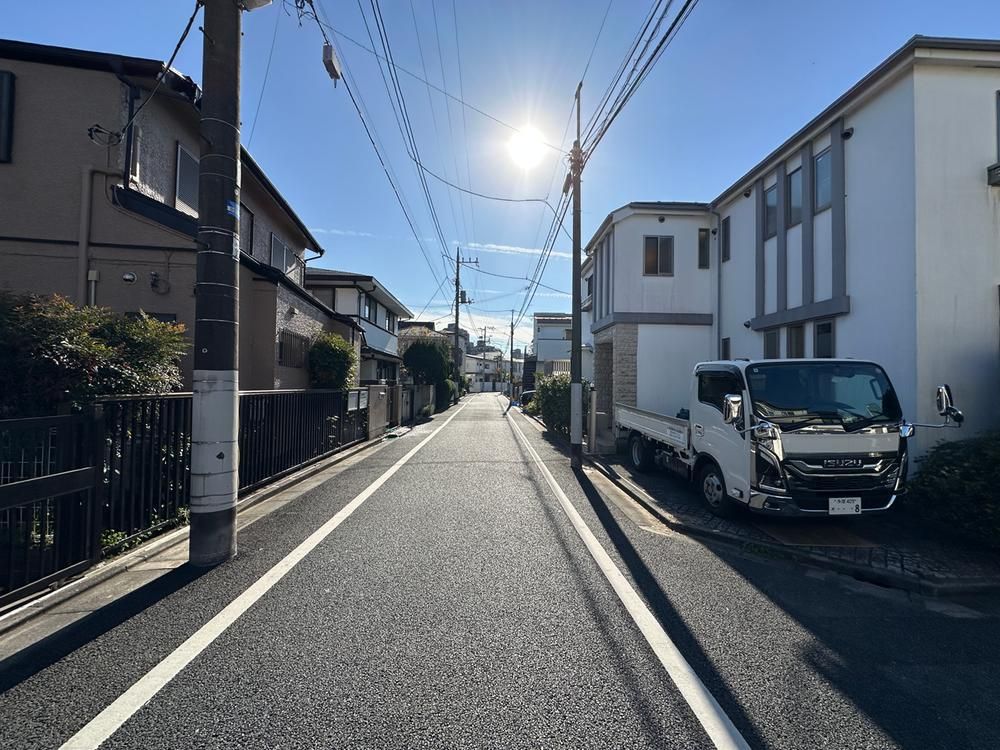 4LDK Corner House in Suginami, Tokyo - 75.99 Million Yen - Thumbnail 3