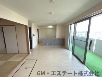 3LDK Apartment for Sale in Miyazaki City, 72.7 sqm - Thumbnail 2