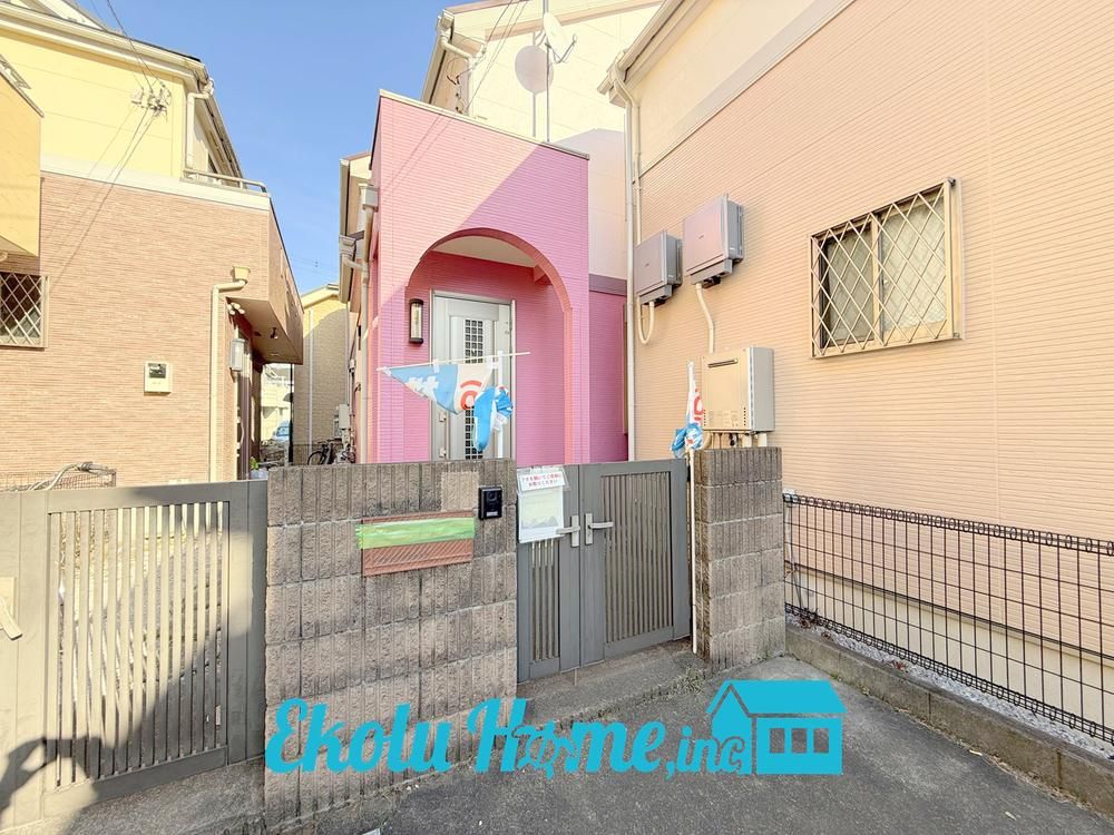Renovated 4LDK House with Garden for Sale in Akiruno, Tokyo - Thumbnail 2