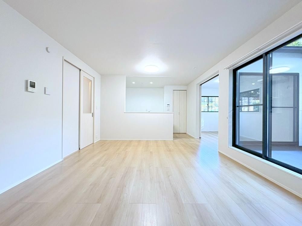 4LDK House for Sale in Honmoku Motomachi, Yokohama - Thumbnail 4