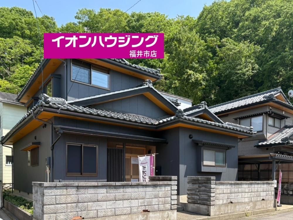 Renovated 5LDK House in Fukui City with Parking - Thumbnail 2