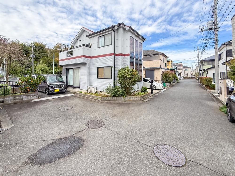 Spacious 4LDK Detached House for Sale in Ome, Tokyo - Thumbnail 2