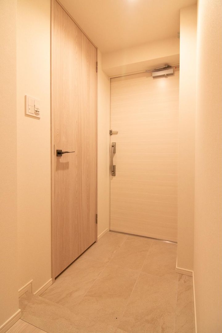 New 3LDK Apartment for Sale in Mihama-ku, Chiba City - Thumbnail 2