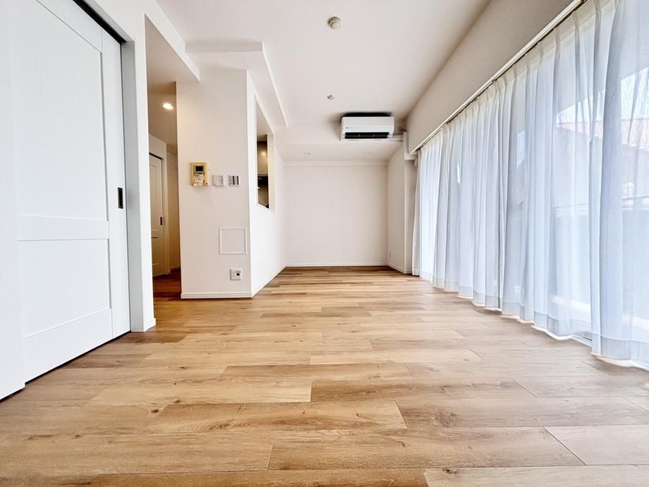 Renovated 3LDK Apartment in Kamiooka, Yokohama for Sale - Thumbnail 4