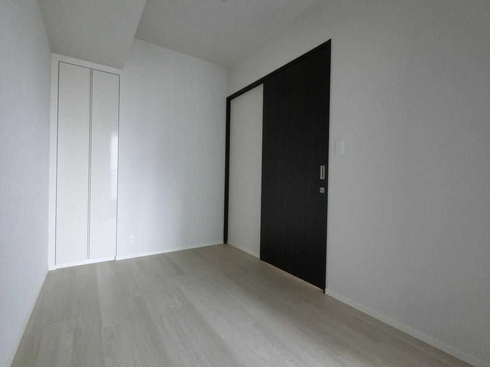 City Tower Osaka Hommachi 3LDK Apartment in Chuo Ward - Thumbnail 4