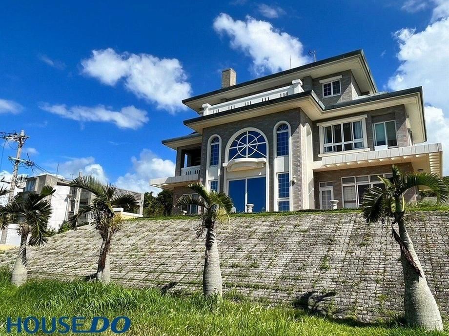 4LDK Ocean View House in Onna Village, Okinawa - Thumbnail 3